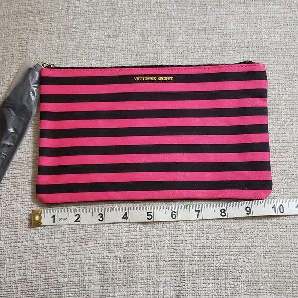 Victoria Secret Pink/Black Tote New with Tags 🥳 - Picture 3 of 16